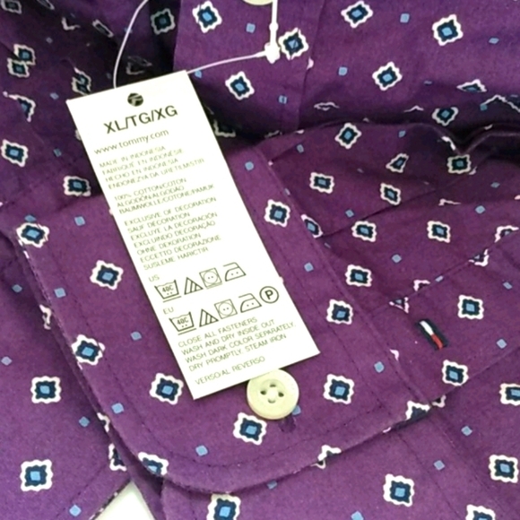 TOMMY HILFIGER NWT SLIM FIT BUTTON DOWN SHIRT  XL - Picture 2 of 8